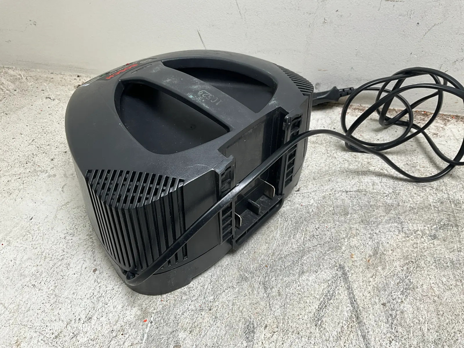 Bosch GBH 36V SDS-plus udarni čekić - Slika 7